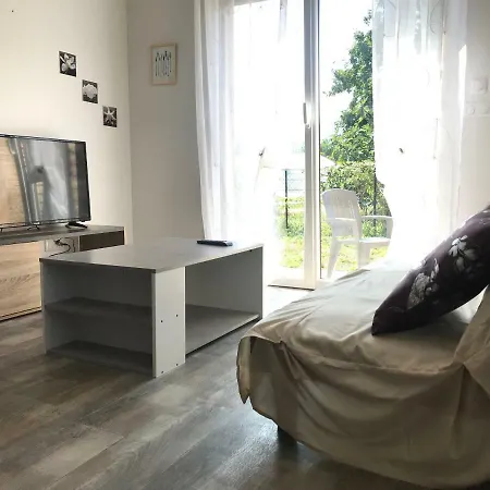 Joli Studio Au Calme Apartment *